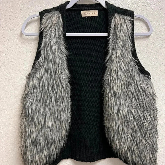 Ariat Faux Fur Sweater Vest - Picture 1 of 4